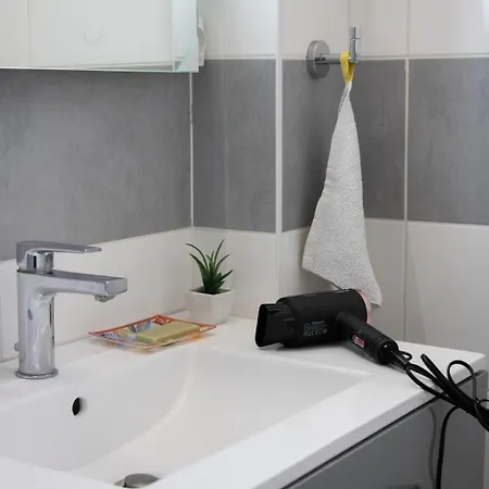 Cozy Nantes Polyclinic Zenith Apartmán *
